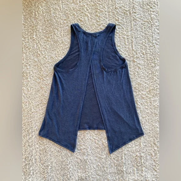 Gap: Tank Top - Picture 11 of 14